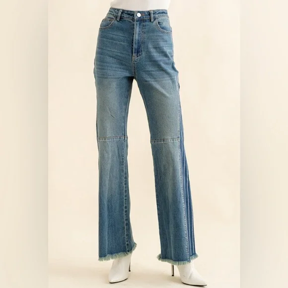 J0581. Stretch Rhinestone Panel Denim Jeans - Picture 2 of 3